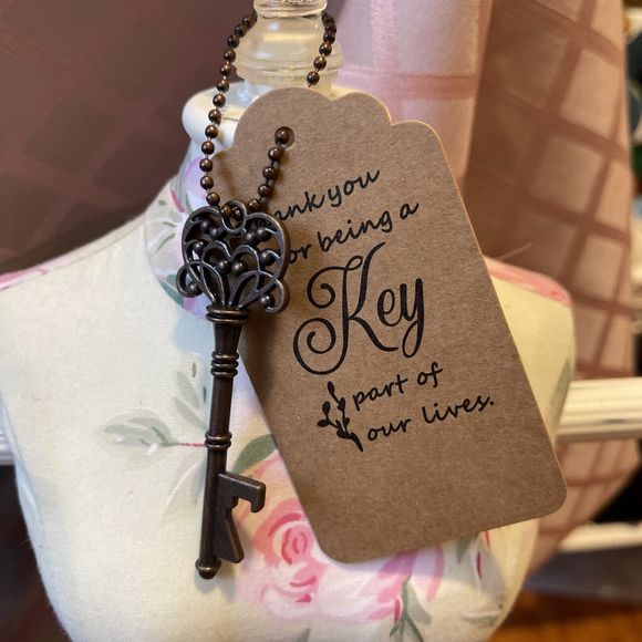 Skeleton Key Keychain Bronze-Tone Metal Charm For Bag Purse Tag, Fob - Picture 2 of 3